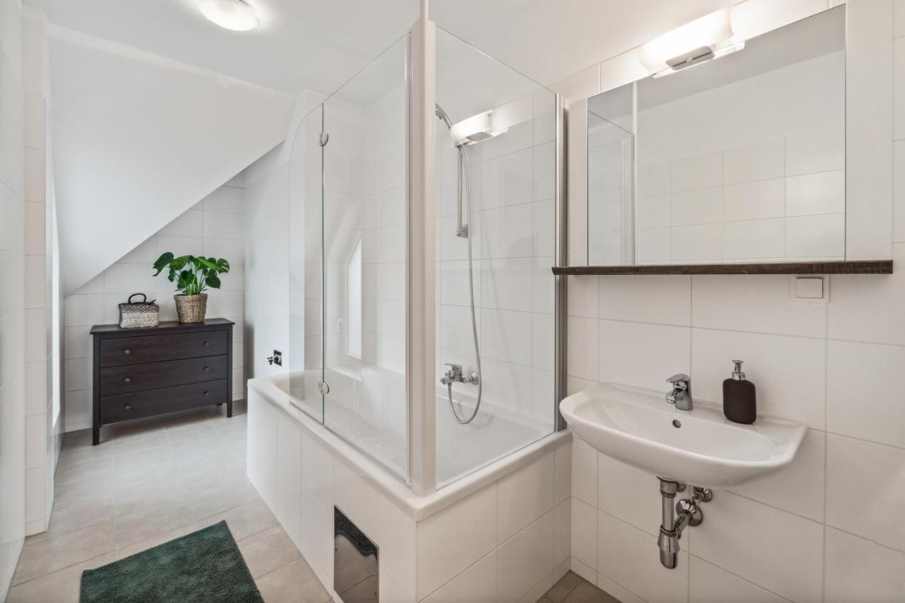 Design Apartments In Favoriten Відень Екстер'єр фото